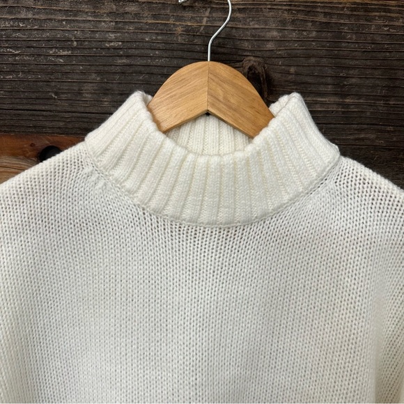 Tommy Hilfiger Cream Crop Knit Pull Over Sweater Sz Large Mock Turtleneck 90’s - Picture 3 of 10